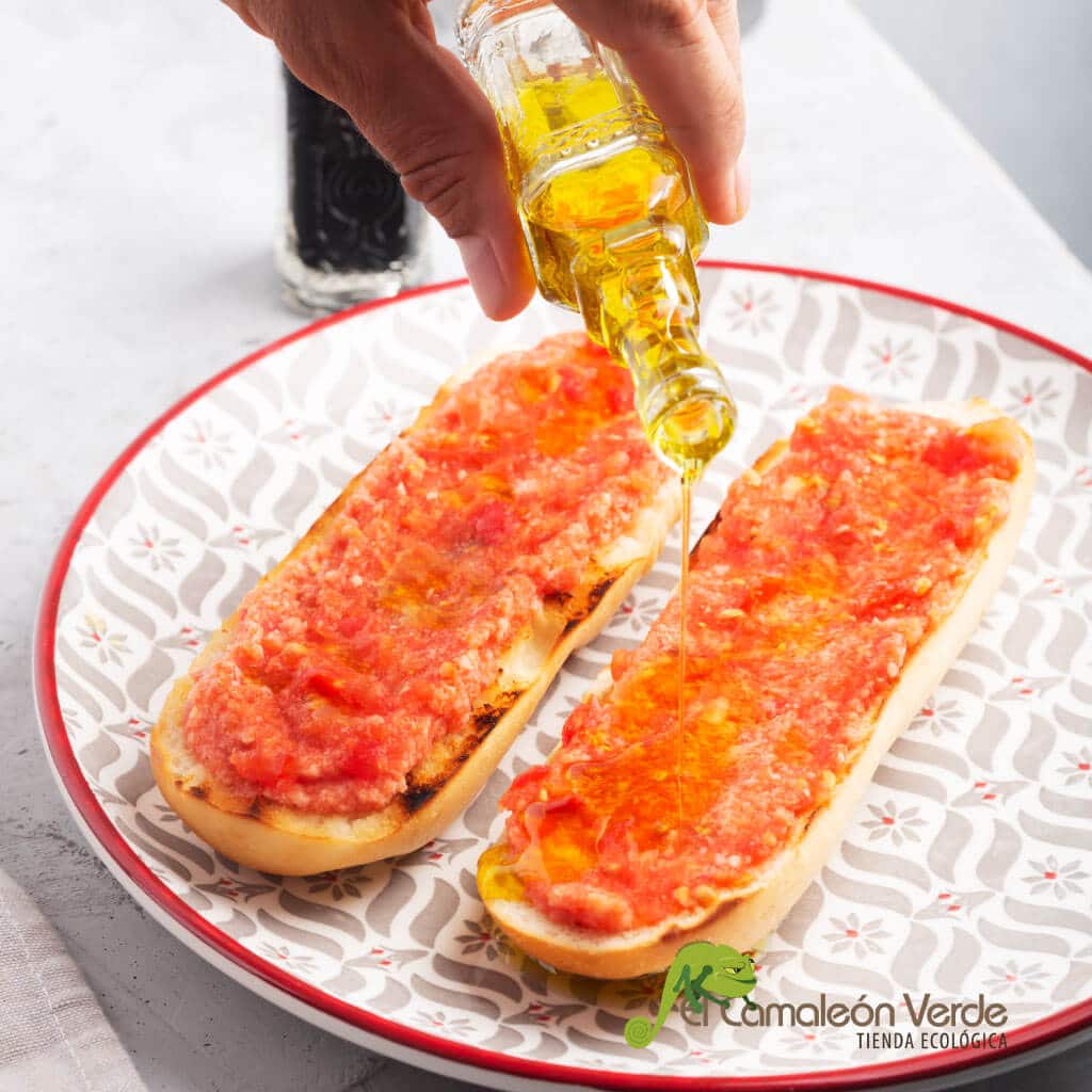 idea de desayuno saludable - barritas con tomate y aceite